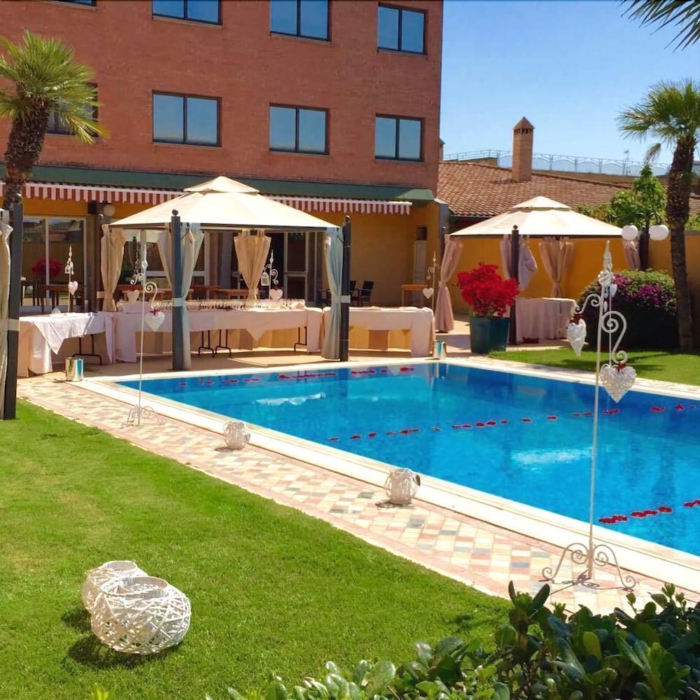 Hotel Grillo Assemini Exteriér fotografie